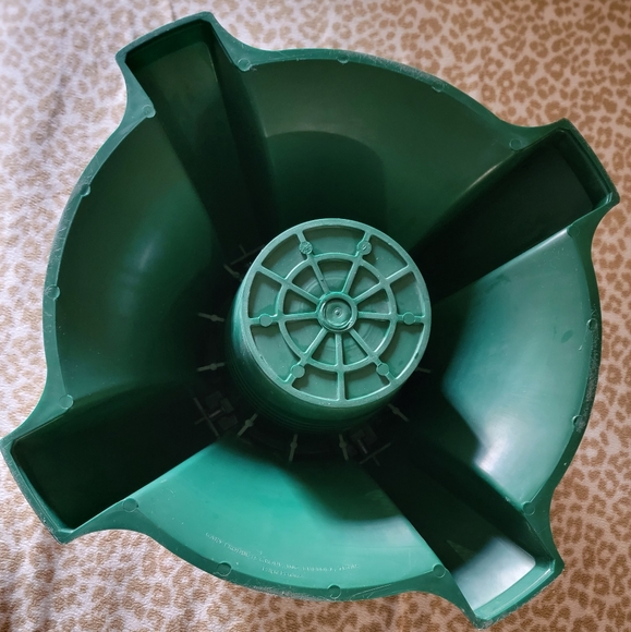 8' Plastic Christmas Tree Stand - Picture 2 of 2